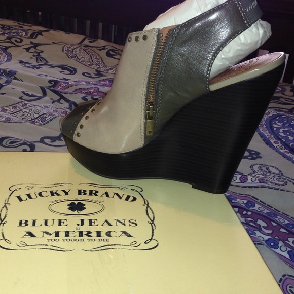 Luck Brand Wedges. BNIB never worn Gorgeous!