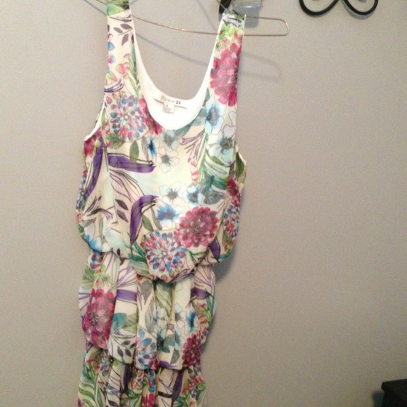 🔴Traded🔴Cute spring top