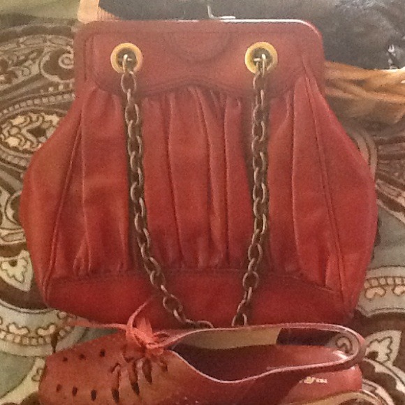 Vintage inspired. Leather. As new - Picture 2 of 4