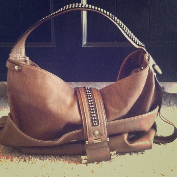 SOLD IN BUNDLE!! Boutique Brown Handbag