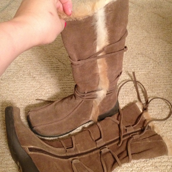 Sketchers leather boots