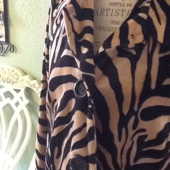 Retro Animal Print Jacket - Picture 2 of 3