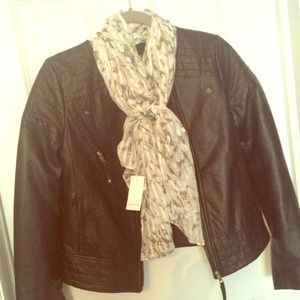 100% silk Leopard print scarf