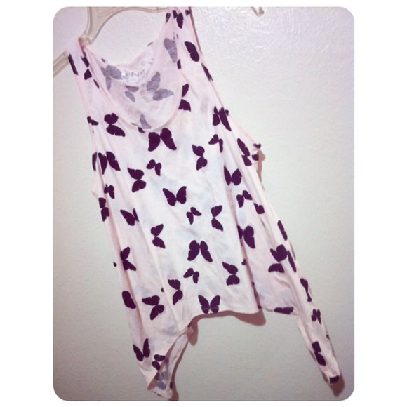 ❗SOLD❗Light pink Butterfly tank