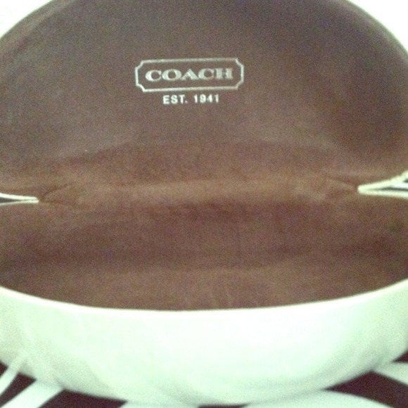 🚫SOLD🚫Authentic Coach Sunglasses Case