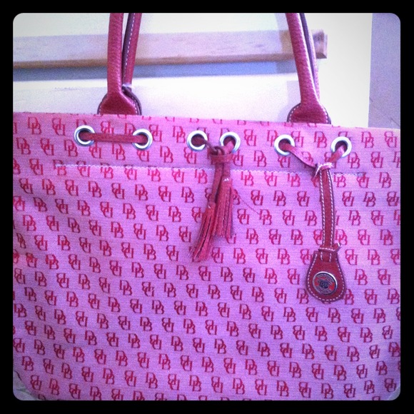 Dooney and Bourke bag