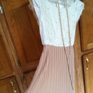 Summer dress size small 0-4