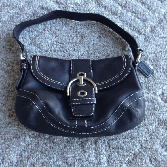 Chocolate brown leather Coach purse - Picture 1 of 4
