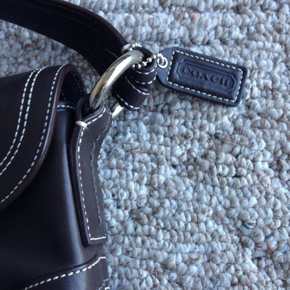 Chocolate brown leather Coach purse - Picture 2 of 4