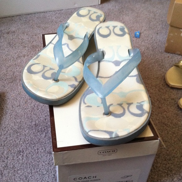 Authentic Coach kitten heel sandal