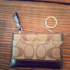 "Reduce" Coach wallet