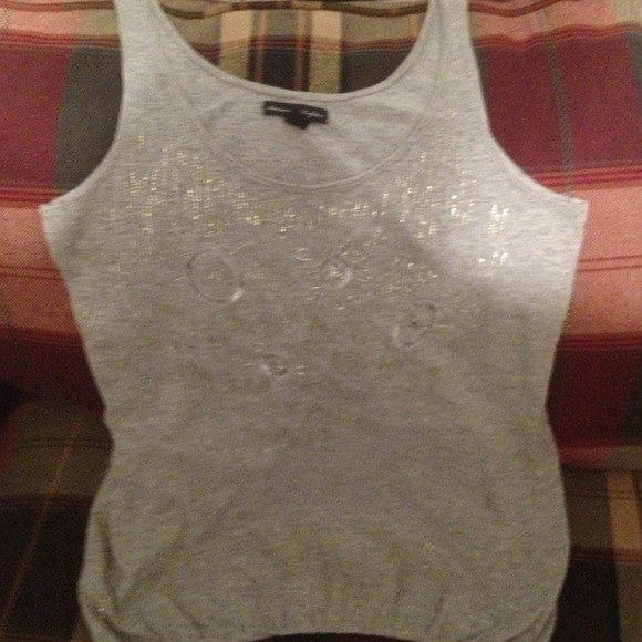 Grey tank top with enteric beading