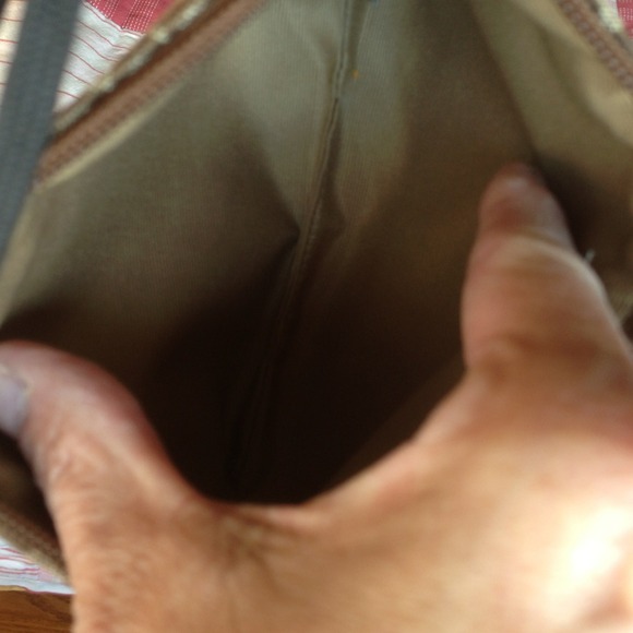 ❌❌SOLD❌❌ Coach wristlet - Picture 2 of 3