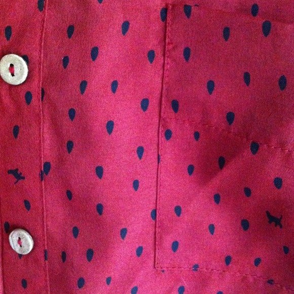 ****SOLD****Red Patterned Crop Top! - Picture 3 of 4