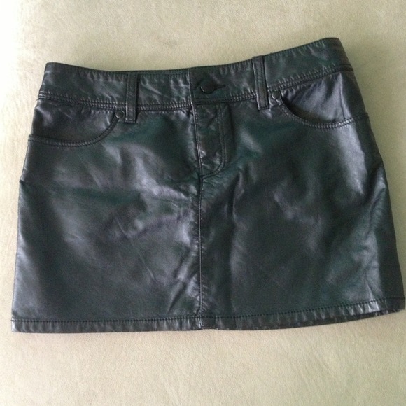 Black faux leather mini skirt
