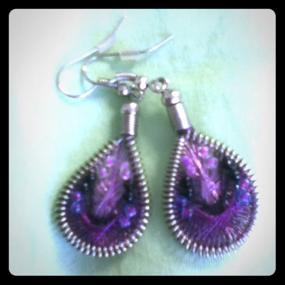 Purple earrings 😊 - Picture 1 of 1