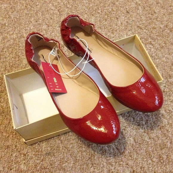 🎀🎀SOLD🎀🎀Red Flats