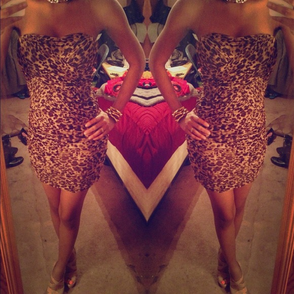 SEXY Strapless Leopard Print Mini 💋