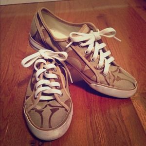 Coach shoes