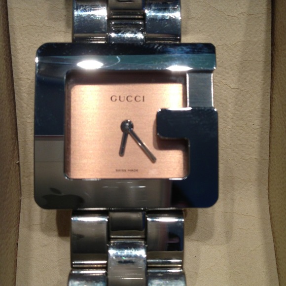 ⌚Authentic Gucci Watch🎀 - Picture 2 of 4