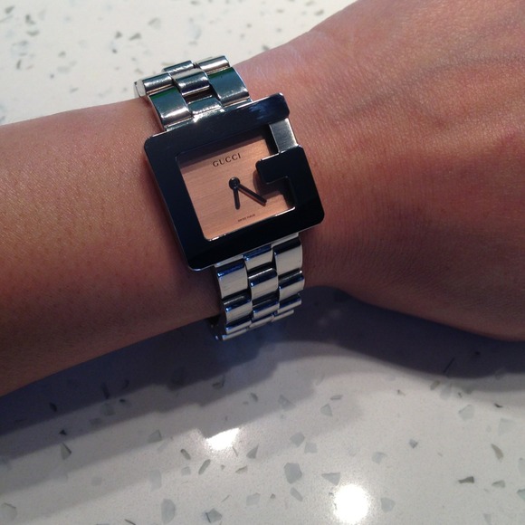 ⌚Authentic Gucci Watch🎀 - Picture 3 of 4