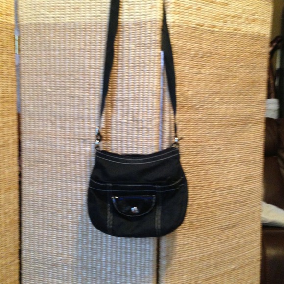 Black Nine West cross body purse - Picture 1 of 2