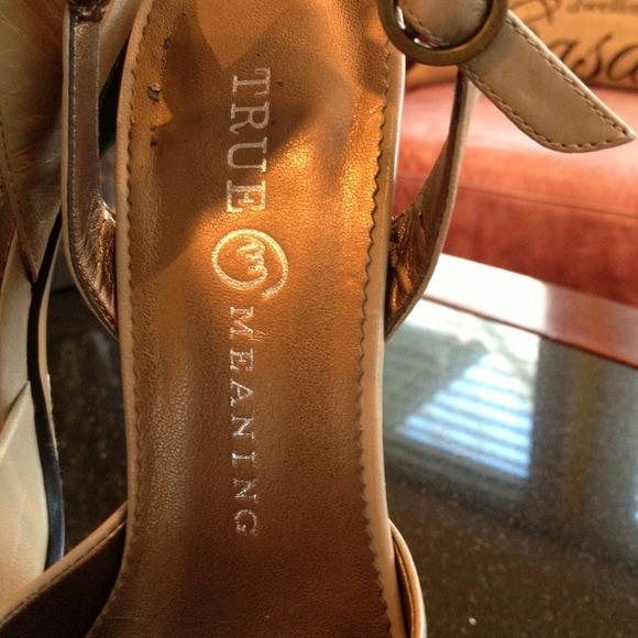 Shoes - Picture 3 of 3