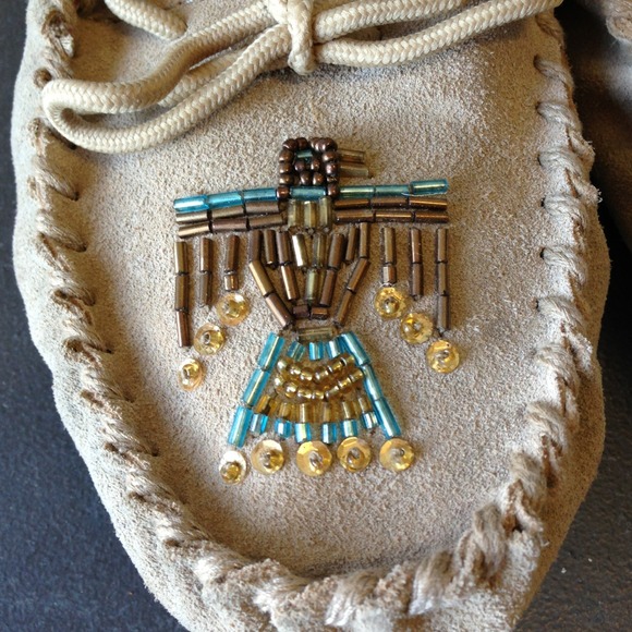 *SOLD* Boho Beaded Beige Moccasin Oxford Flat Shoe - Picture 2 of 3