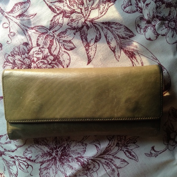 🌟TRADED🌟to eangell~Hobo international wallet