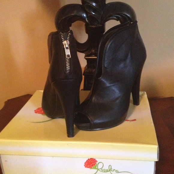 Shoes - Picture 2 of 2