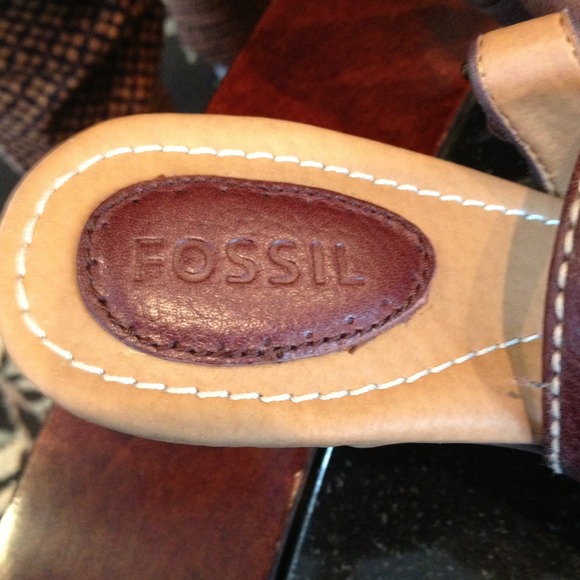 Shoes - Picture 2 of 4