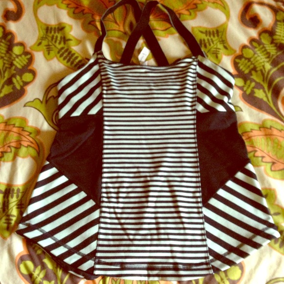 🎉SOLD🎉 Lululemon Top