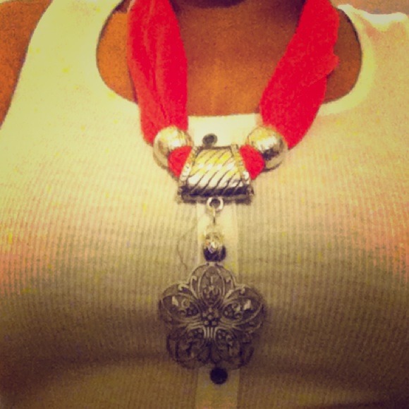 🎀SOLD🎀Scarf Necklace