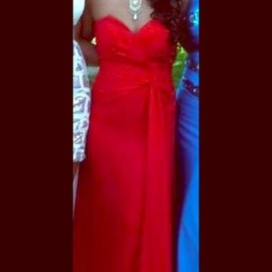 Red prom dress