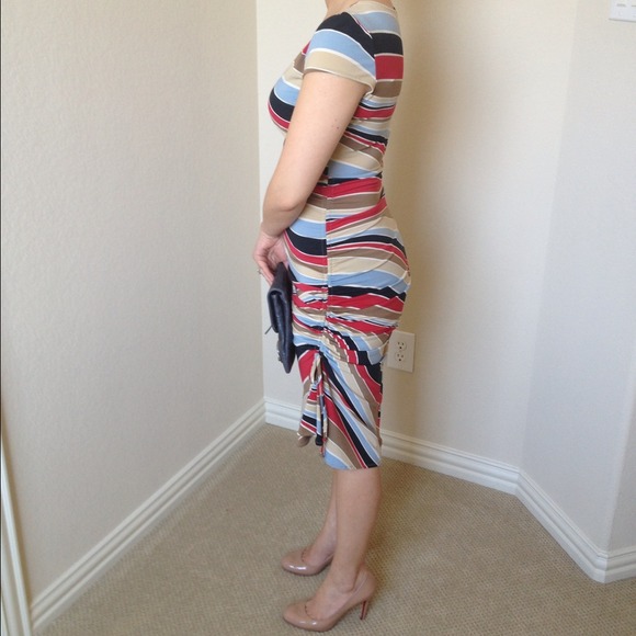 ❤❤❤SOLD❤❤❤BCBG multicolored with side ties - Picture 3 of 4