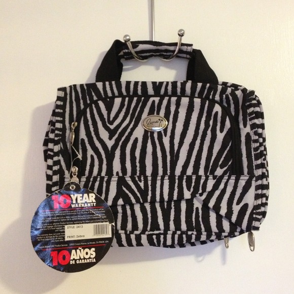 SOLD-Ricardo Beverly Hills toiletries bag