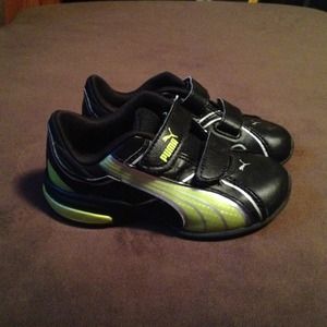 Toddler boy puma shoes size 8