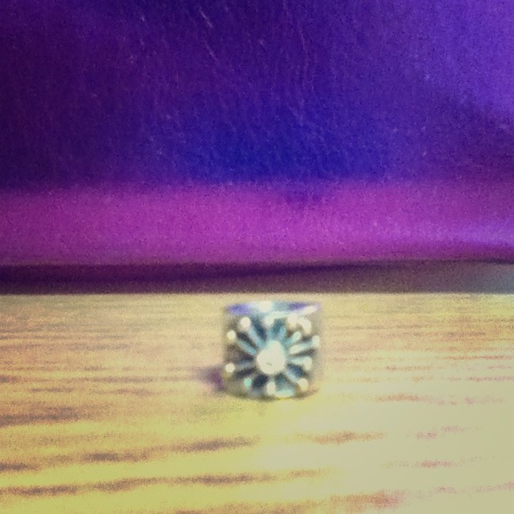 Pandora star bead