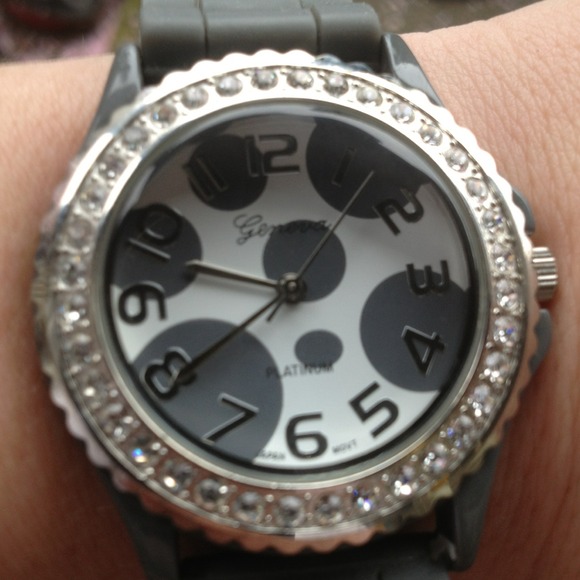 Geneva platinum grey and white watch