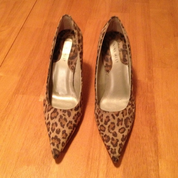 Nine West leopard pump size 7