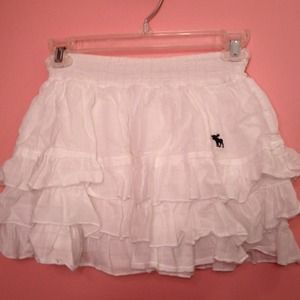 White ruffled skirt