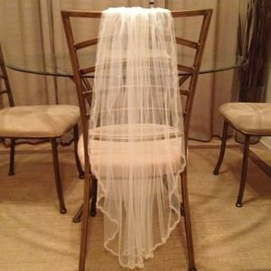 Wedding Veil / Ivory / One Layer / 34.5"