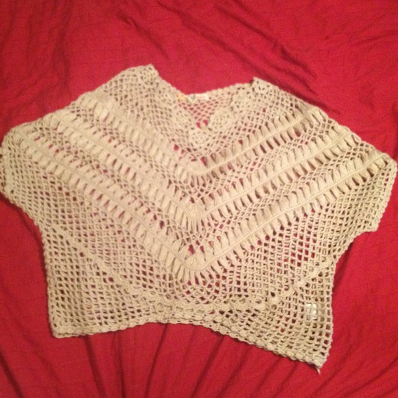 Really cute net over shirt