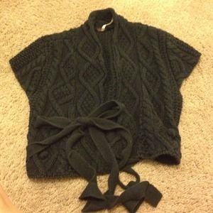 Black Blazer/sweater so cute..Negotiable!!! Lmk ;)