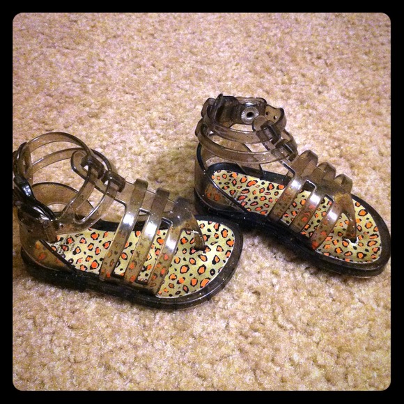 🚫🚫SOLD🚫🚫Adorable infant Girls jelly sandals
