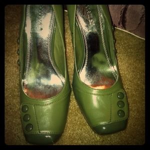 Green, dress shoes and brown floral shirt bundle