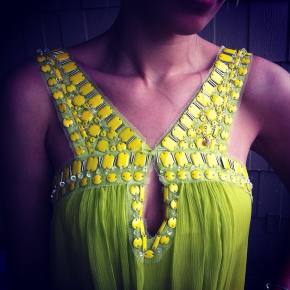 ๐โคHOST PICK X2 ๐โคBCBG neon yellow chiffon dress - Picture 2 of 3