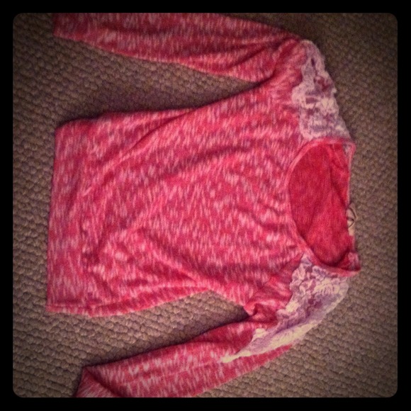 Pink and white spring top\sweater