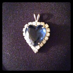 "Heart of the ocean" inspired necklace charm