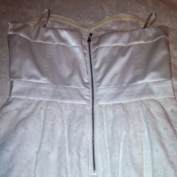 Bebe Strapless Dress - Picture 3 of 3